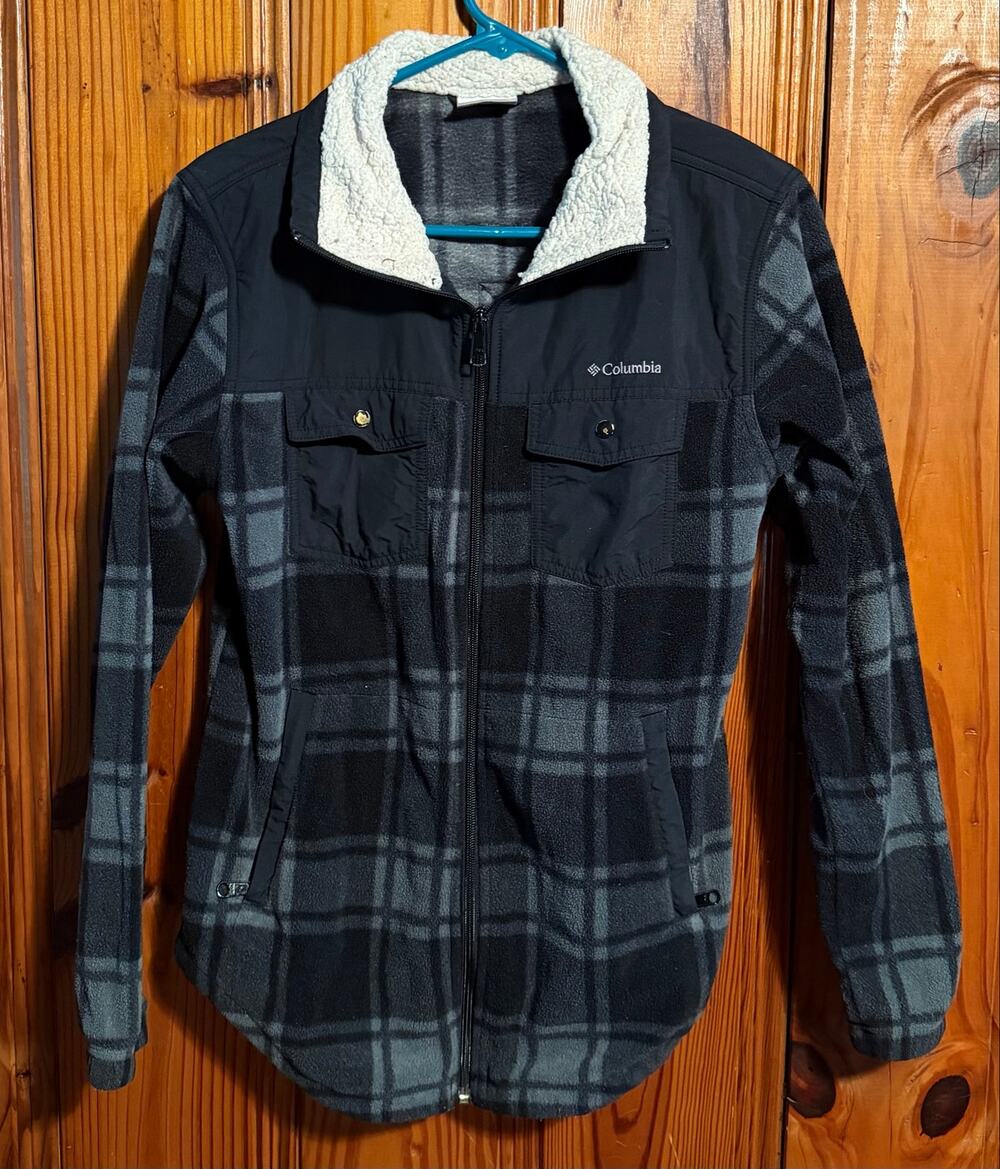 Columbia Men’s Plaid Black Gray Full Zip Fleece Jacket Fleece pockets  small